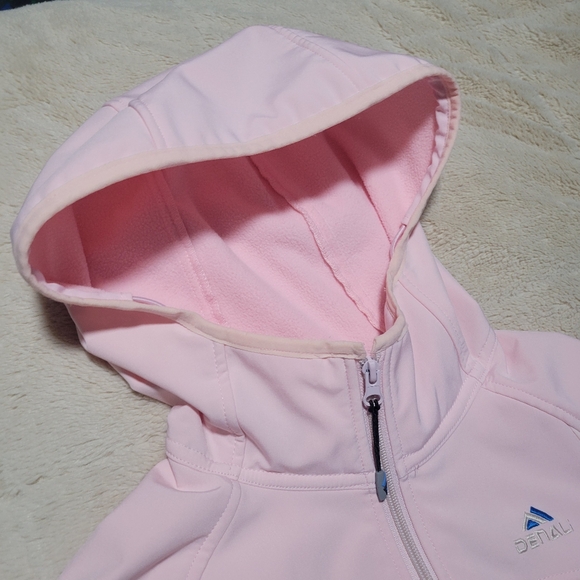 Pink Denali Performance Jacket, size M - Picture 13 of 15